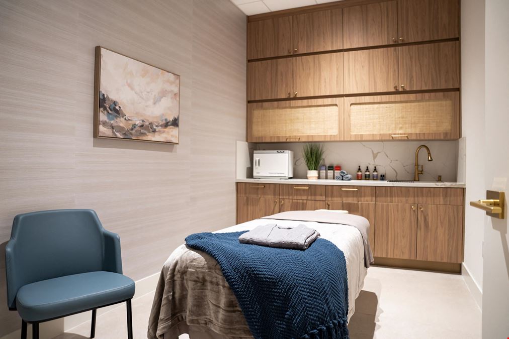 CORAL GABLES WELLNESS & AESTHETIC FACILITY
