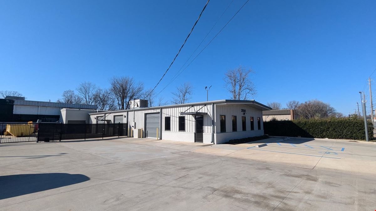 2604 Triana Blvd