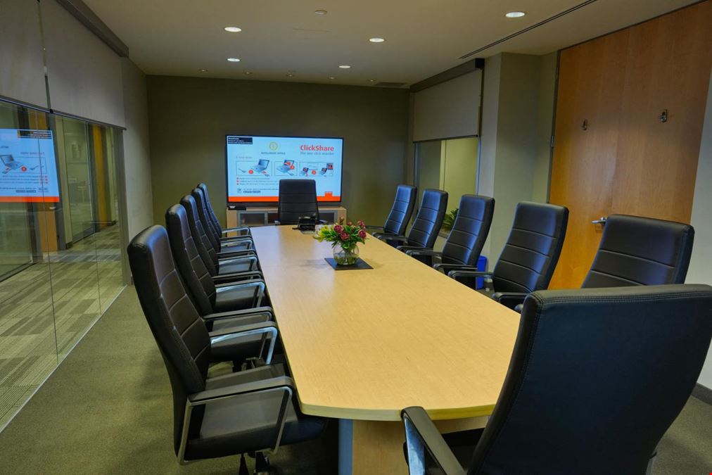 Intelligent Office (Toronto) - First Canadian Place