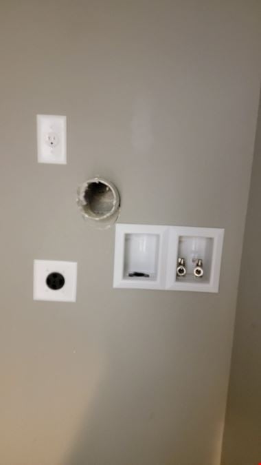 RETAIL / OFFICE