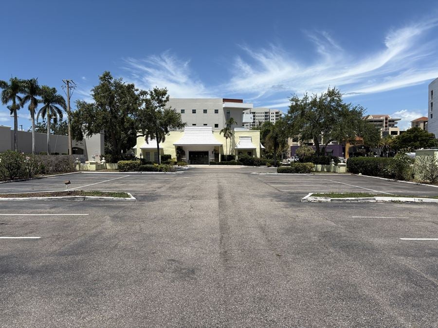 PREMIER DOWNTOWN SARASOTA DEVELOPMENT SITE!