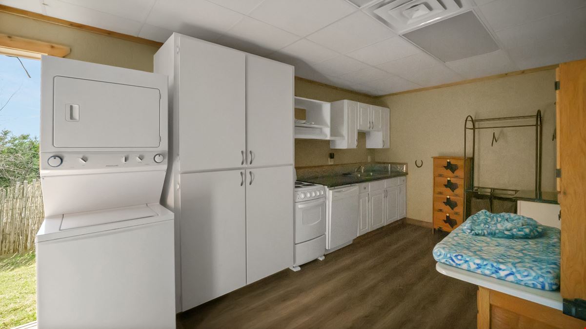 FLEXIBLE MIXED-USE PROPERTY