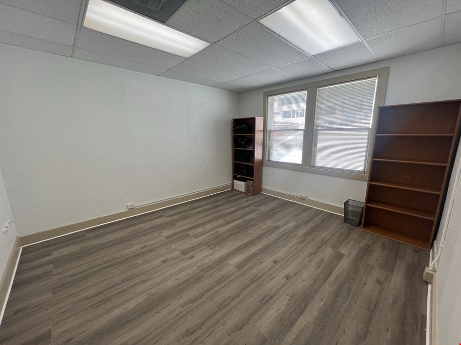 925 E Colorado Blvd