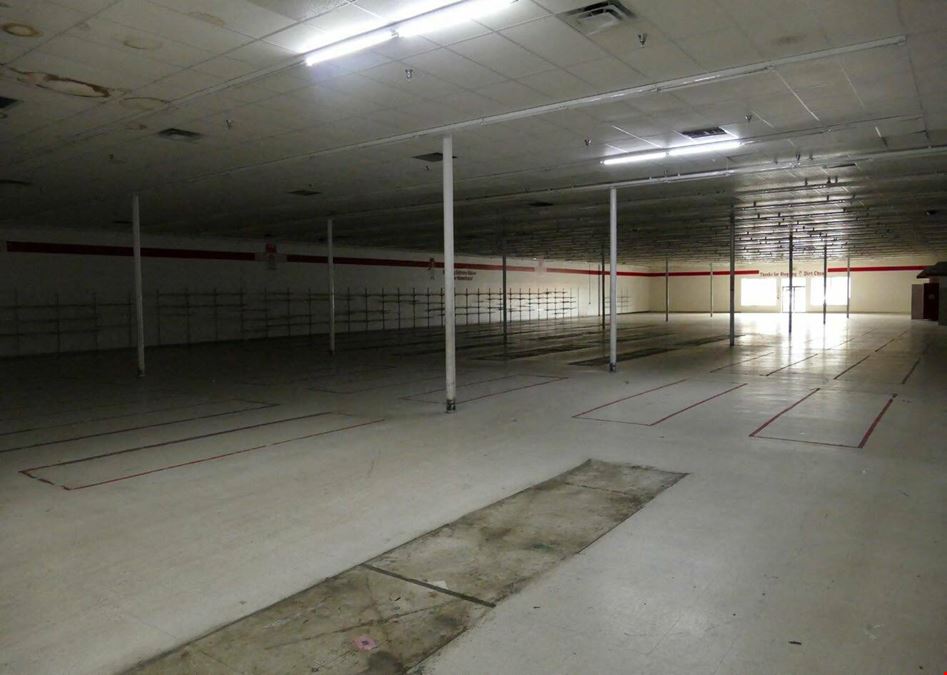 Former Dirt Cheap Liquidation Store