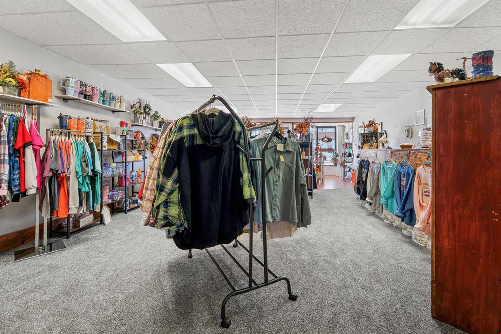 219 N Main St