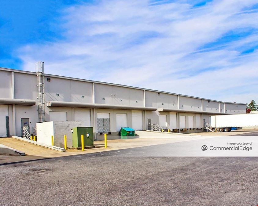 574 Airport South Pky