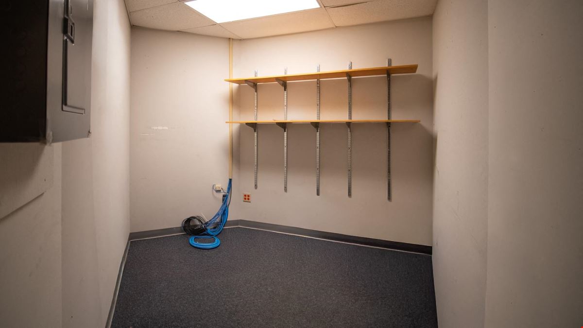 The Wallin Building | Private Entrance Commercial Suite