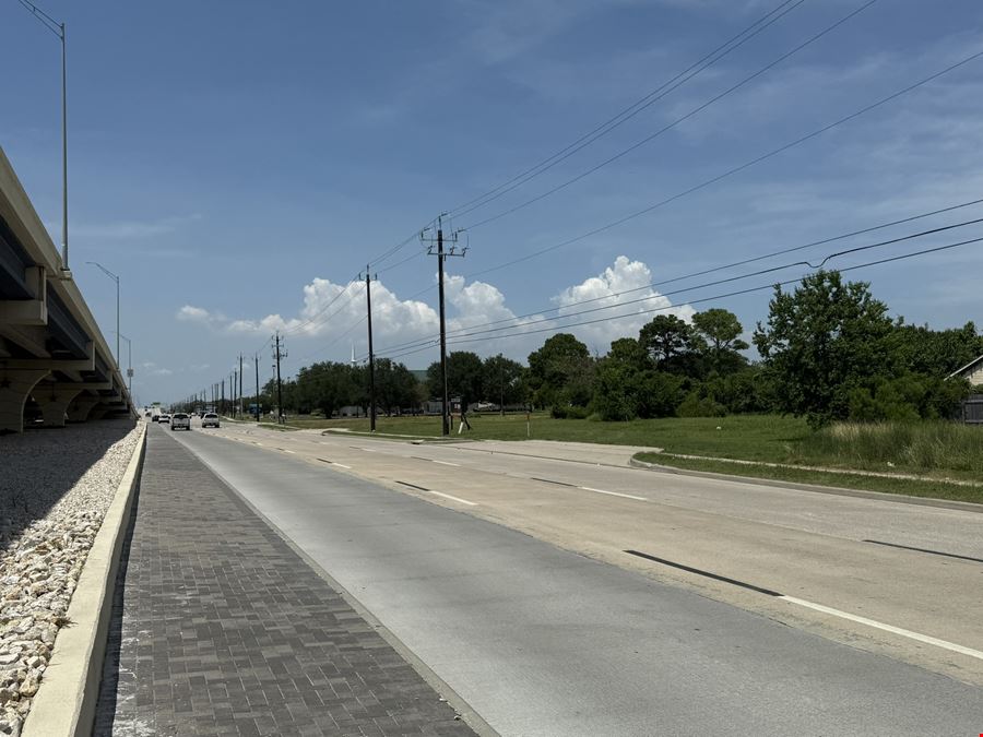 1400 Bayport Blvd, Seabrook, TX 77586 (0.27 ACRES)