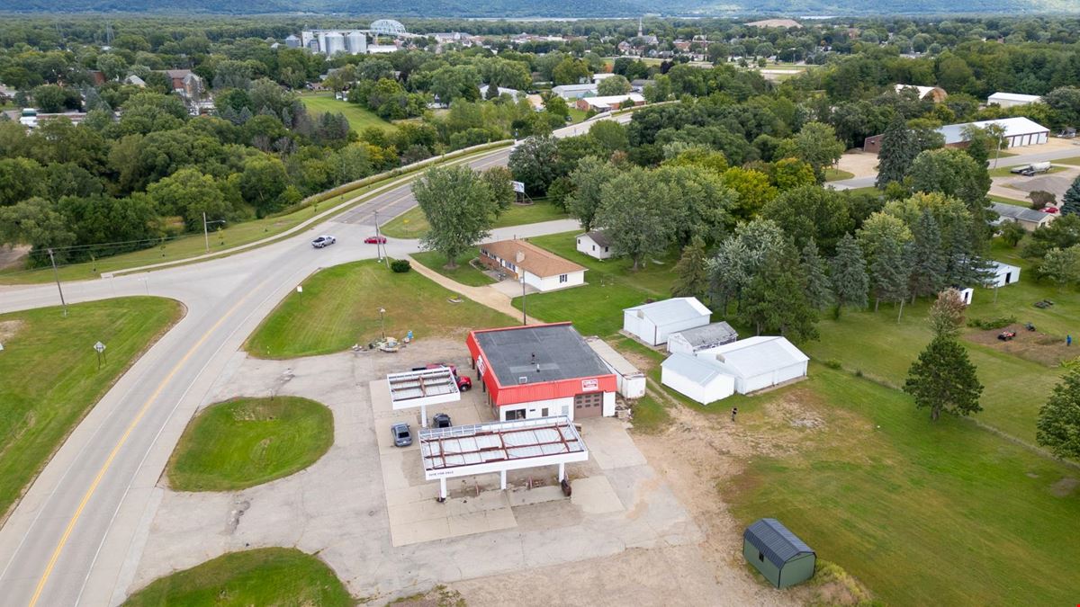Versatile Automotive & Service Property with Excess Land | Near HWY 61