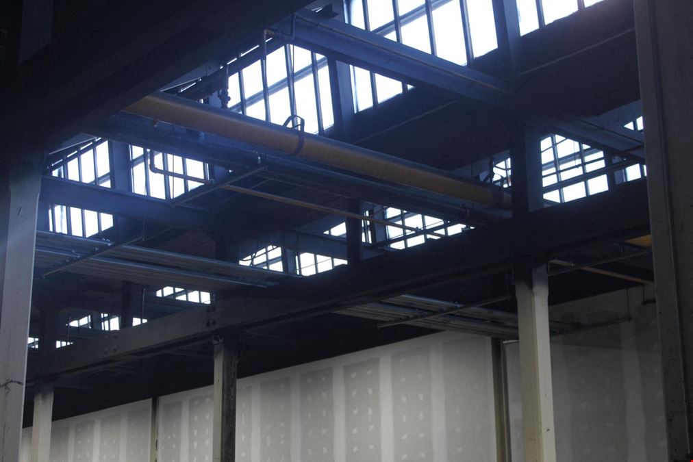 905 - Warehouse -Garfield NJ
