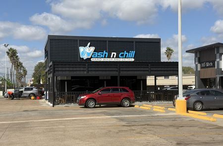 Preview of Retail space for Rent at 8570 Westheimer Rd