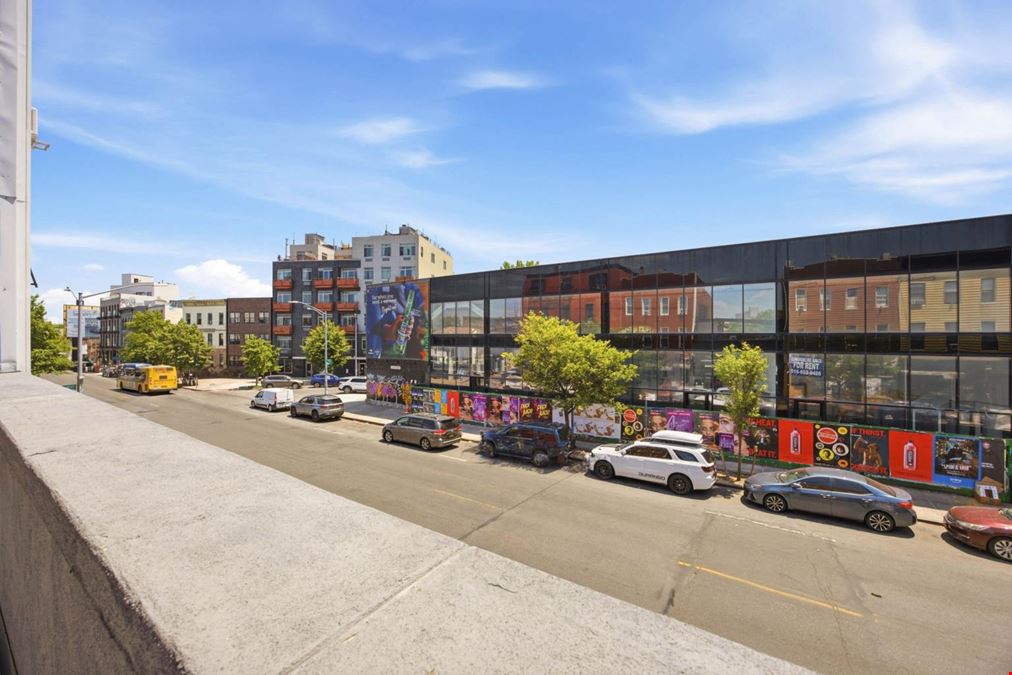 1041 Flushing Ave
