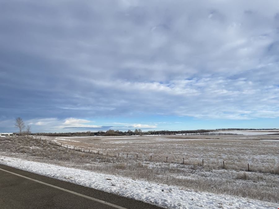 Plan 8746GH, Parcel B;C, Aldersyde, AB T0L 0