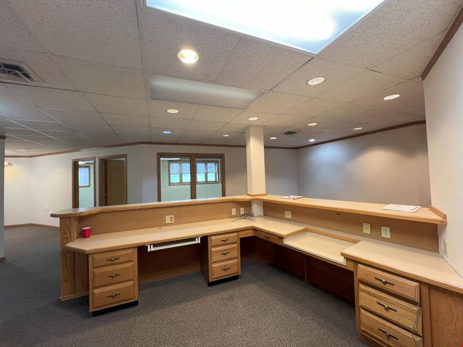 Creekside Professional Office Suite