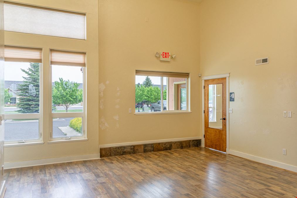 3390 Colton Unit B