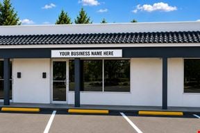 Hendry Plaza | 960 SF Retail/Office Space