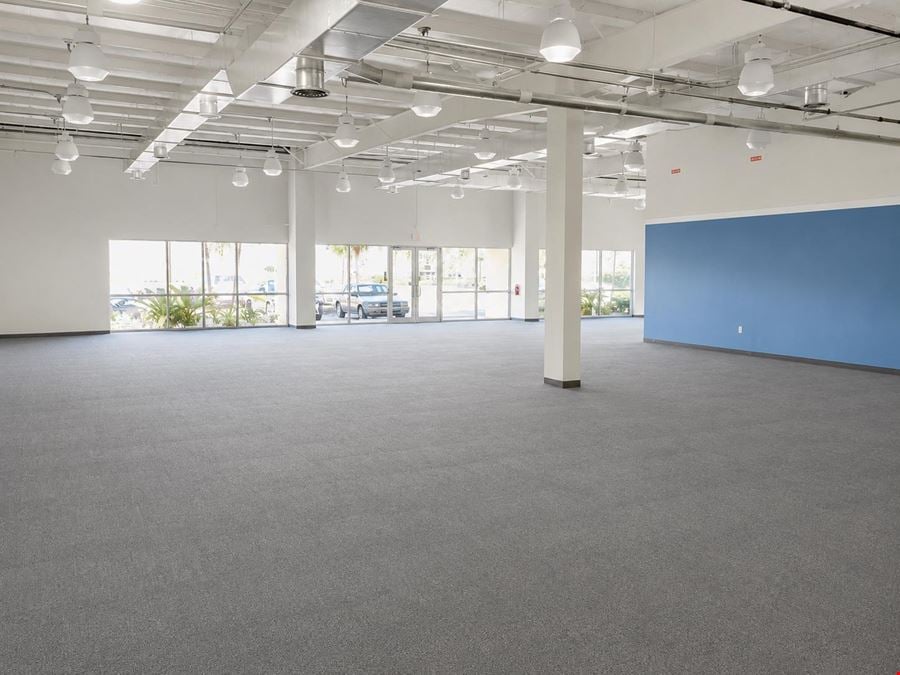 4500sf Office / Retail For Lease