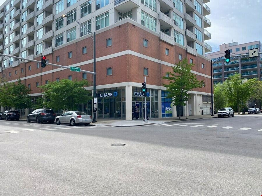 909 W Washington Blvd