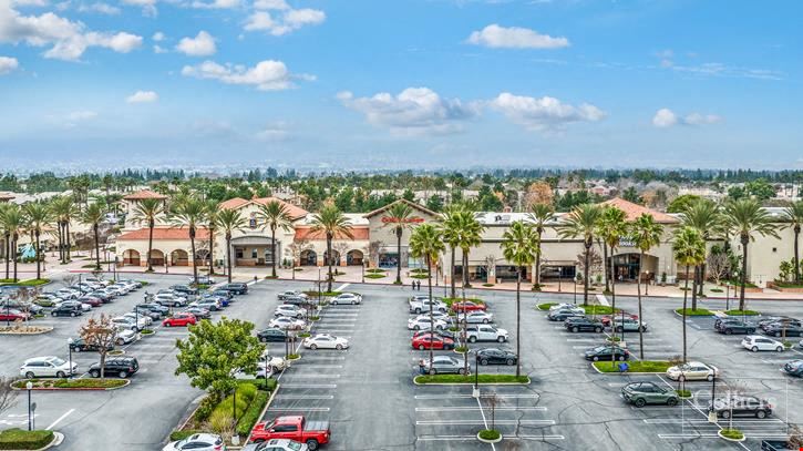 New reduced price! |Town Center Square | Exceptional Fully-Leased Retail Opportunity