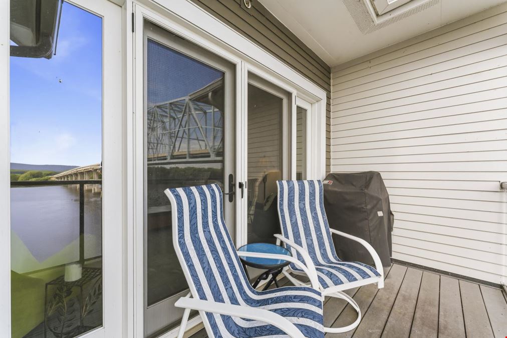 Luxury River View Living at Eagles Landing