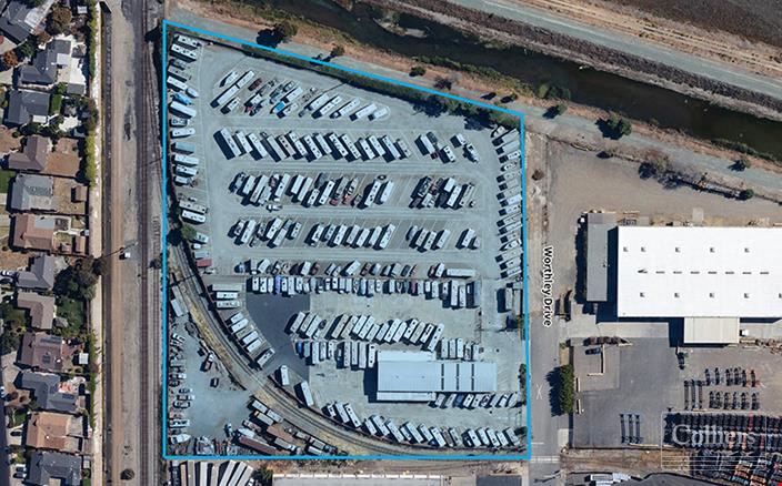 LAND  FOR LEASE