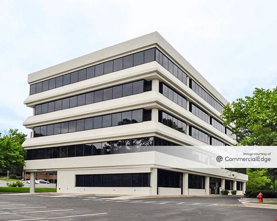 Preview of Office space for Rent at 1104 Kenilworth Dr
