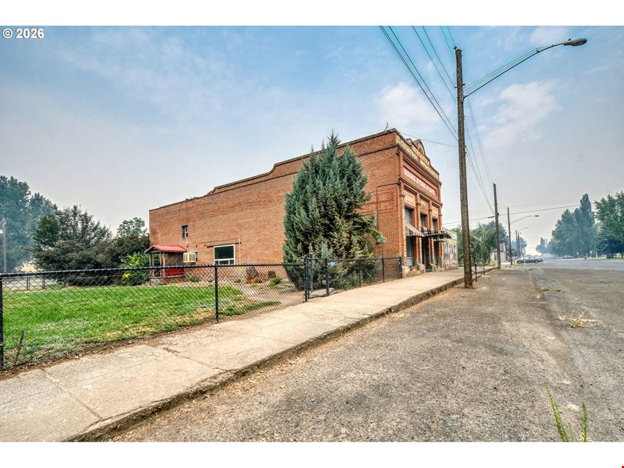 130 S Main St