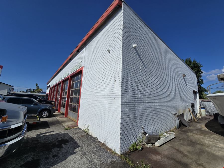 Turnkey Auto Repair Facility on US Hwy 19 | High Visibility & 7 Drive-In Bays
