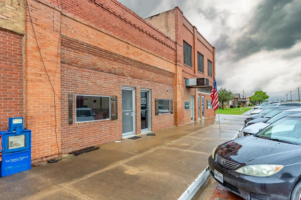 Retail/Flex Space for Lease