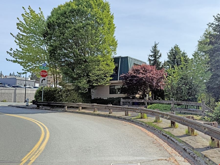10107 Woodinville Dr