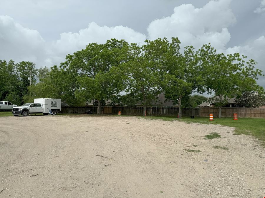 2388 Austin St