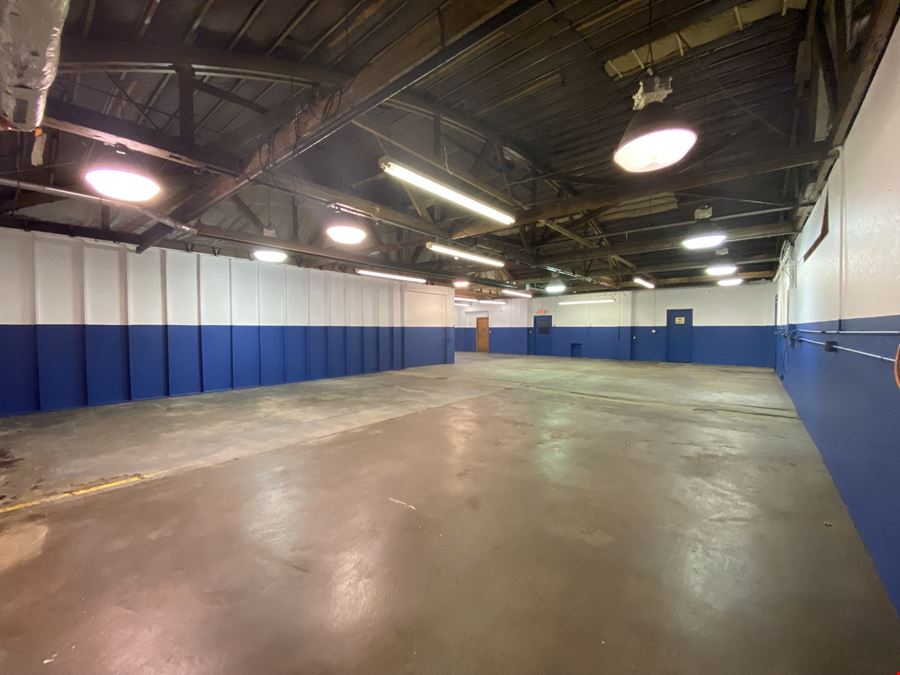 Warehouse for Lease in Chelsea