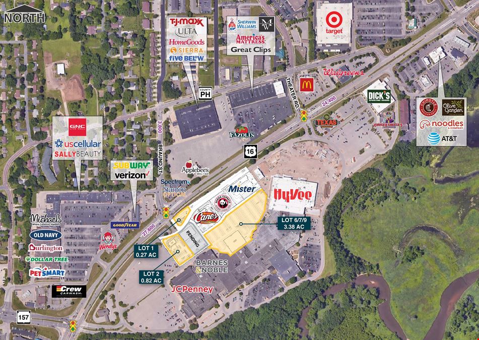 Valley View Mall | Former Macy's Box