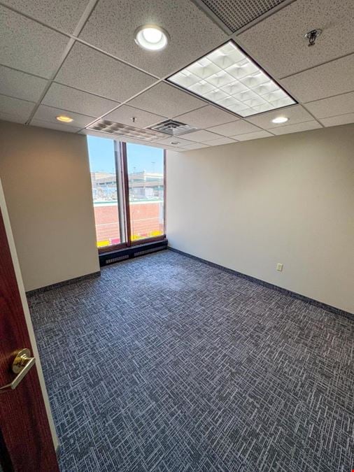 206 S Broadway - Multiple Spaces For Lease