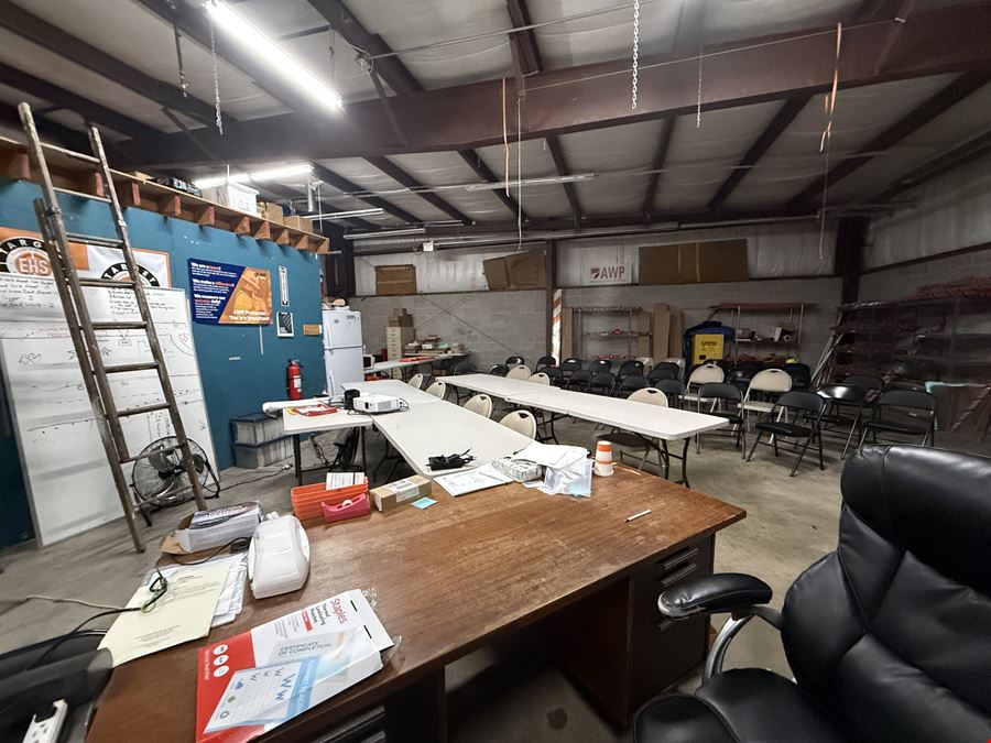 3,160 SF Flex Space