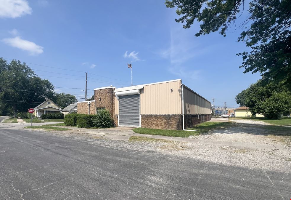 25 W. Sylvania Avenue