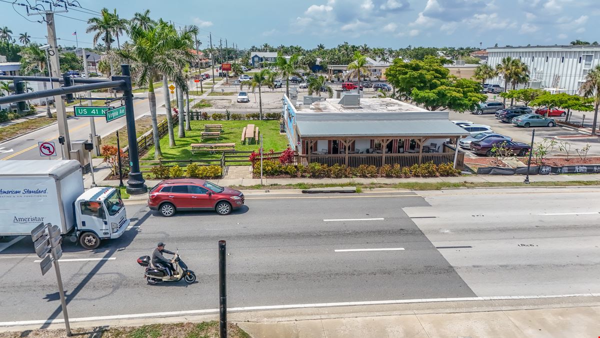Burg’r Bar | Restaurant & Real Estate