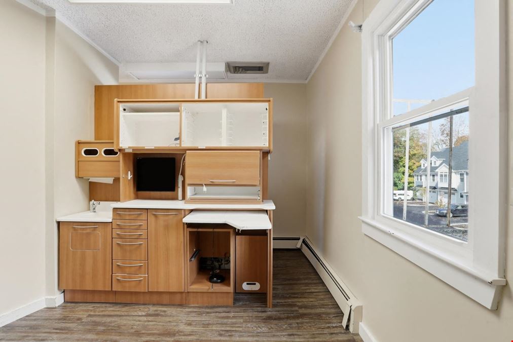 Office or Retail Spaces for Lease in Downtown Georgetown