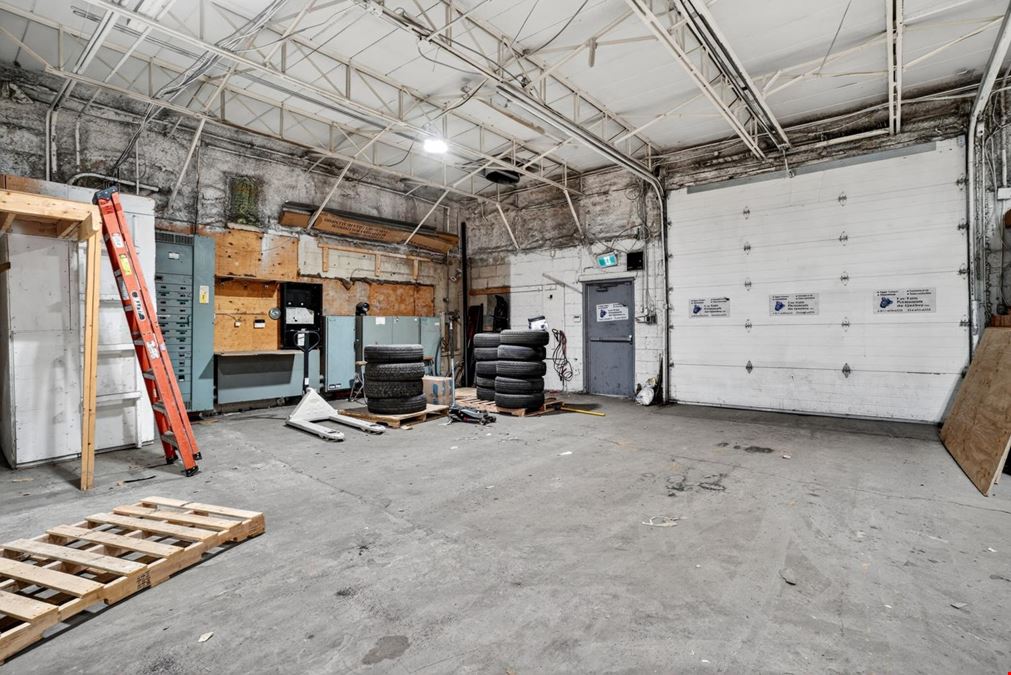 2082 avenue Chartier