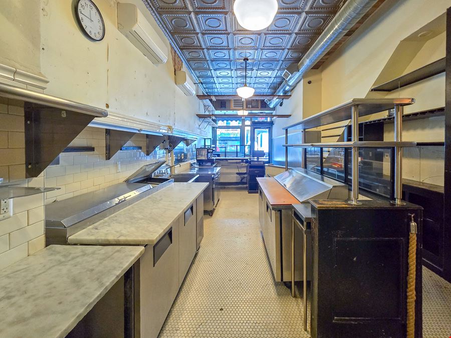 1,900 SF | 781 Franklin Avenue | Turnkey Restaurant & Bar with 1,500 SF Usable Basement for Lease