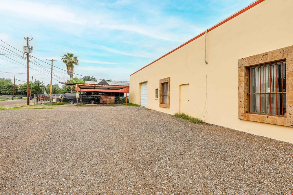 2606 San Bernardo Ave