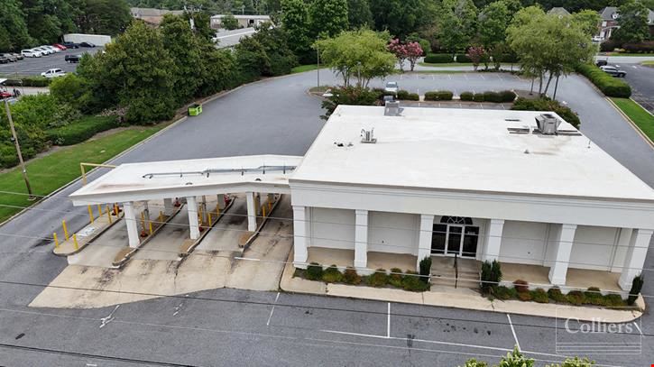 For Sale I Former Bank Building with Drive-thru lanes in Mauldin, SC