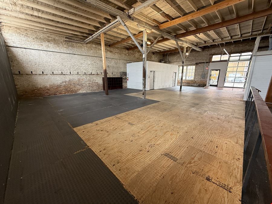 109 W Walnut Street