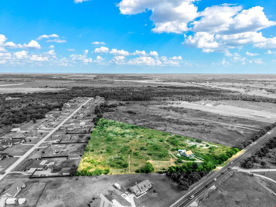 Land Multi-Family Development in Oak Ridge - 7348 N State Highway 34