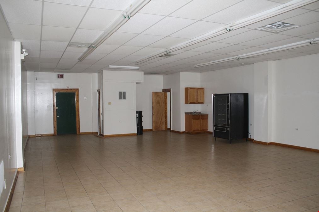 3014 W 63rd St. - +/-2,600 SF Commercial Storefront