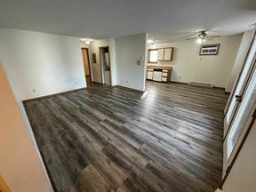516 8th St S Fargo