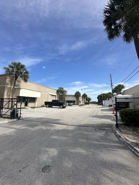 Preview of commercial space at 3474 SW 15th Street