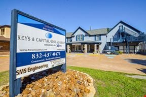 Office | 1 space available | 1400 sq. ft.