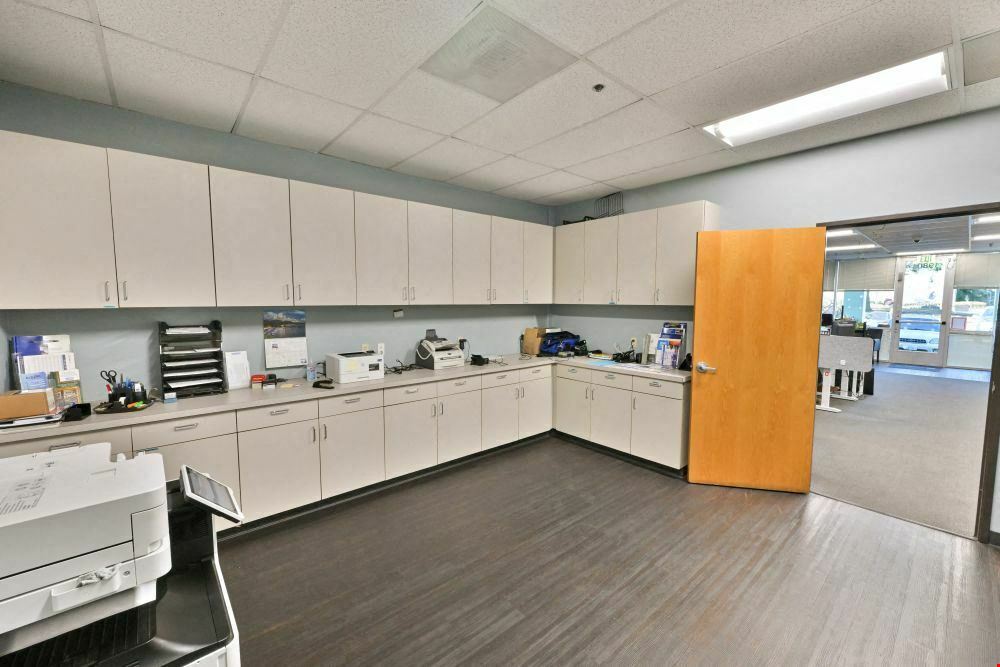 Tualatin Corporate Center