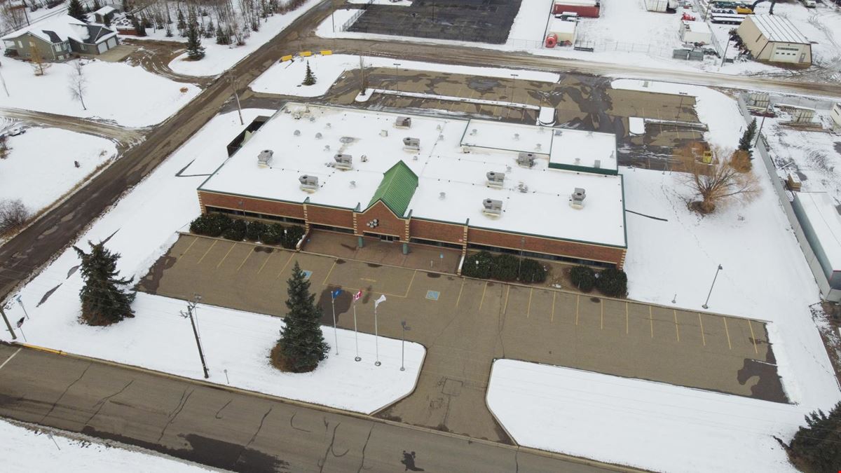 6910 50 Avenue, Stettler, AB